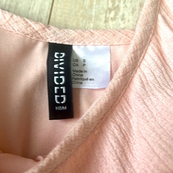 H&M | Baby Pink Mini Dress - Picture 3 of 3